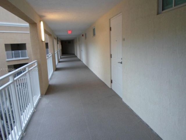 7275 SW 90th Way G 611, Miami, FL 33156