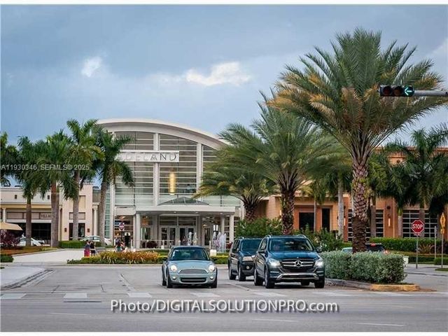 7275 SW 90th Way G 611, Miami, FL 33156