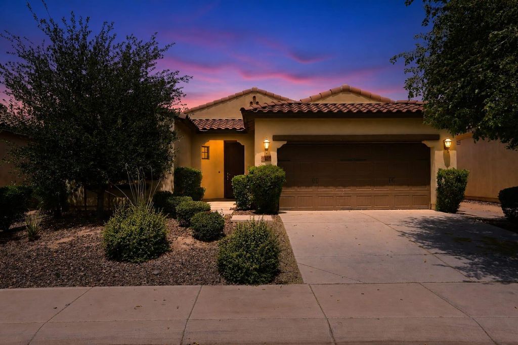 4430 E Angela Drive, Phoenix, AZ 85032