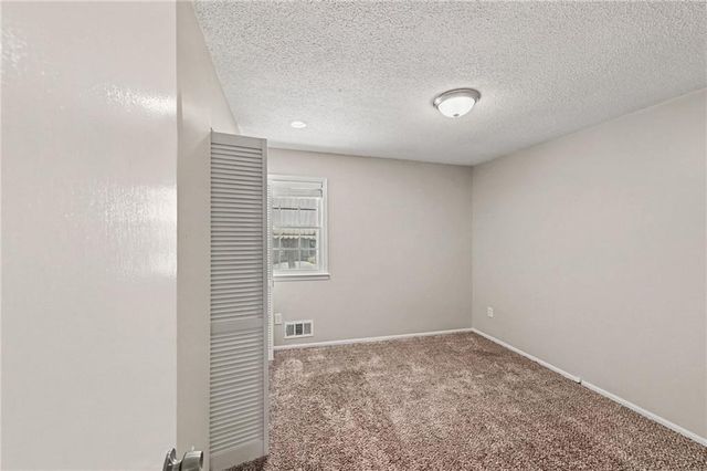 11312 E 58th Terrace, Raytown, MO 64133
