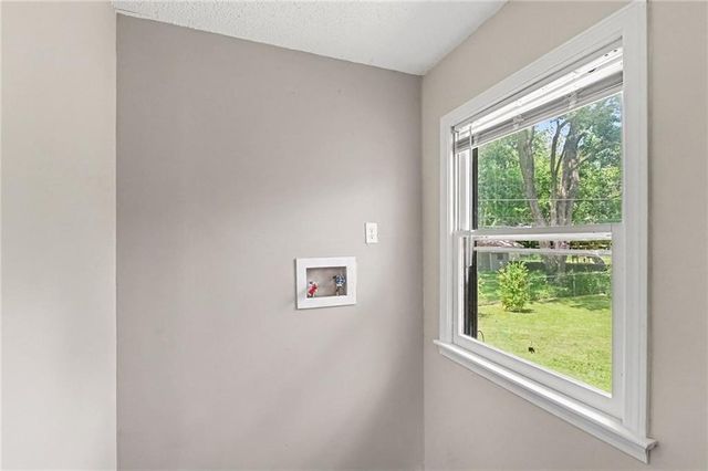 11312 E 58th Terrace, Raytown, MO 64133