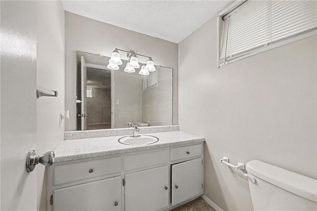 11312 E 58th Terrace, Raytown, MO 64133