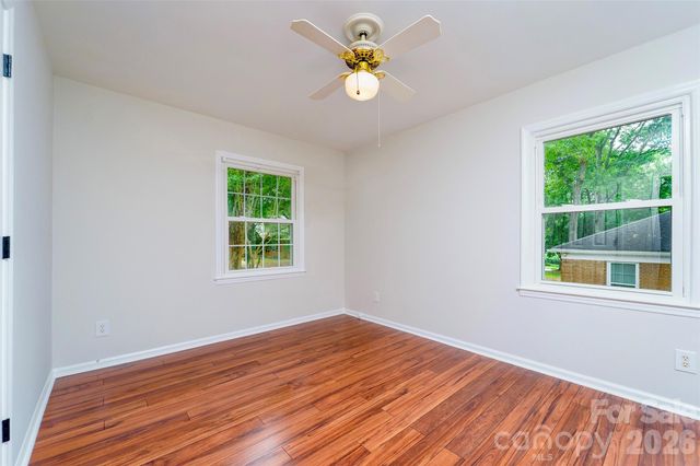 1025 S Magnolia Street, Mooresville, NC 28115