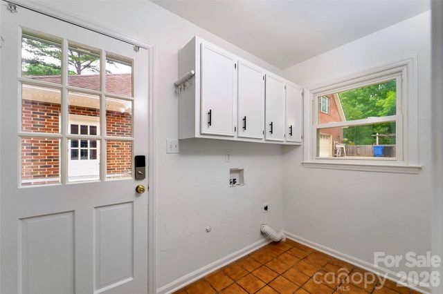 1025 S Magnolia Street, Mooresville, NC 28115
