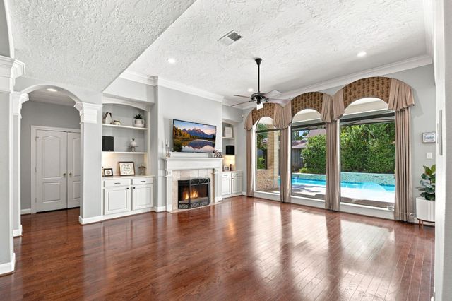 16127 Stewarts Grove Drive, Spring, TX 77379