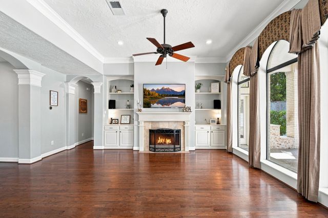 16127 Stewarts Grove Drive, Spring, TX 77379