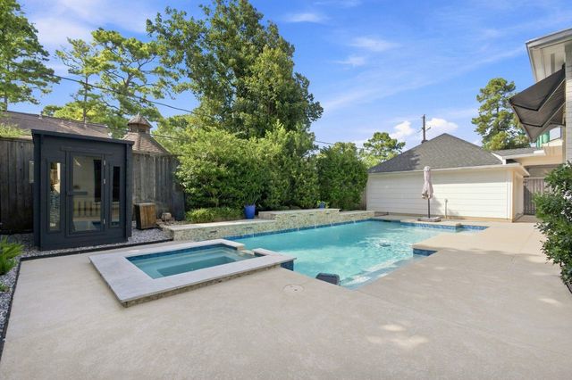 16127 Stewarts Grove Drive, Spring, TX 77379