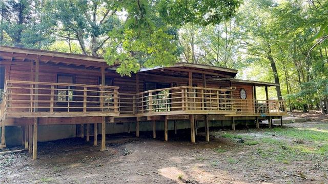 1215 Bray Road, Walnut Cove, NC 27052