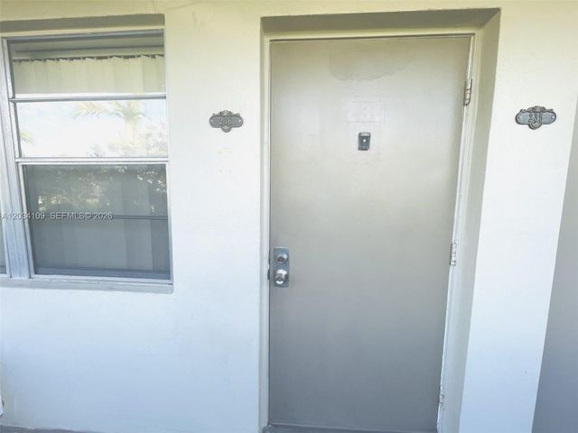 236 Durham F 236 236, Deerfield Beach, FL 33442