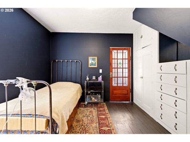 35137 Se ELLIS Rd, Corbett, OR 97019