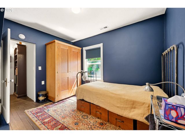 35137 Se ELLIS Rd, Corbett, OR 97019