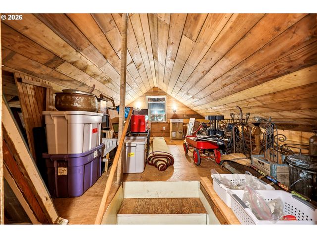 35137 Se ELLIS Rd, Corbett, OR 97019