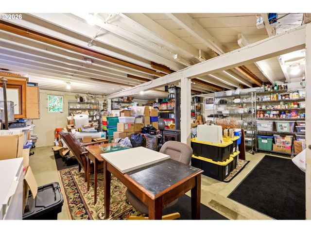 35137 Se ELLIS Rd, Corbett, OR 97019