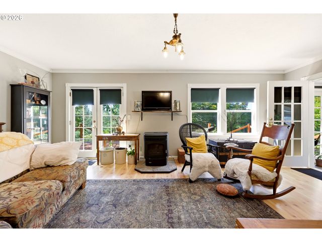 35137 Se ELLIS Rd, Corbett, OR 97019