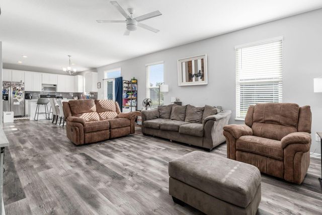 304 Mahogany Lane, Commercial Point, OH 43116
