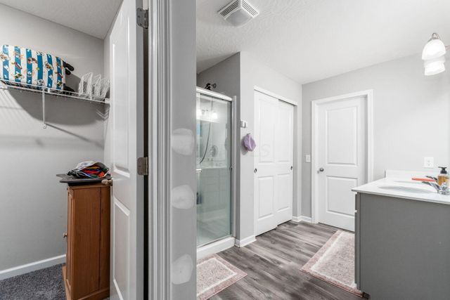 304 Mahogany Lane, Commercial Point, OH 43116