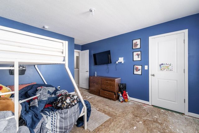 304 Mahogany Lane, Commercial Point, OH 43116