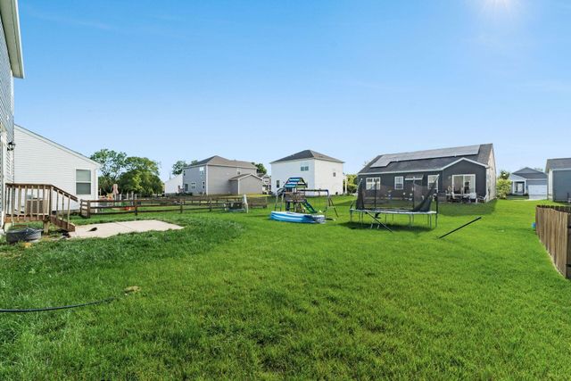 304 Mahogany Lane, Commercial Point, OH 43116