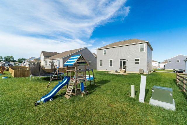 304 Mahogany Lane, Commercial Point, OH 43116