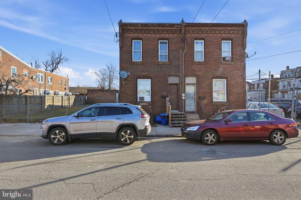 2047, 2049, 2051 MARGARET ST, Philadelphia, PA 19124