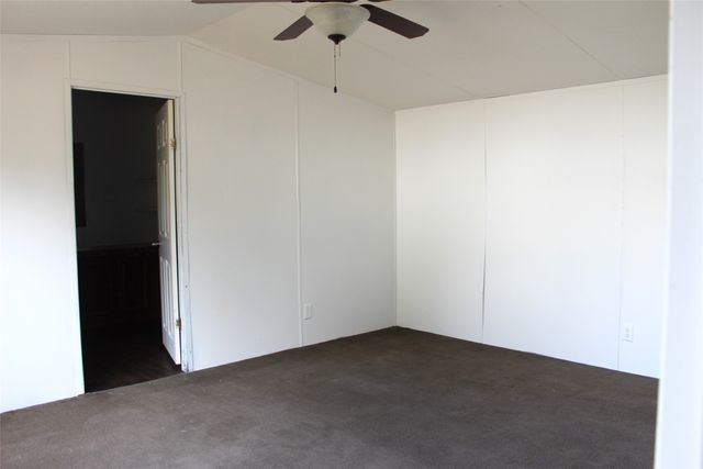 10594 County Road 2138, Kemp, TX 75143