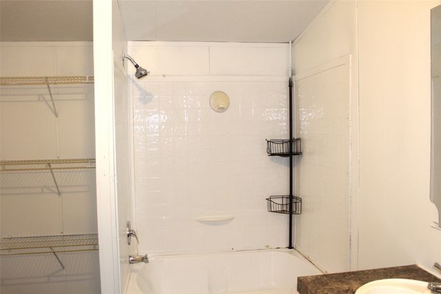 10594 County Road 2138, Kemp, TX 75143