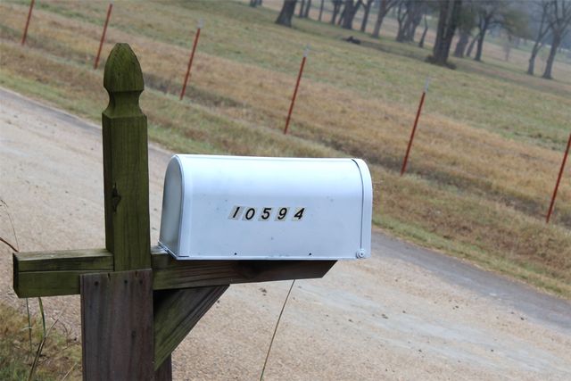 10594 County Road 2138, Kemp, TX 75143