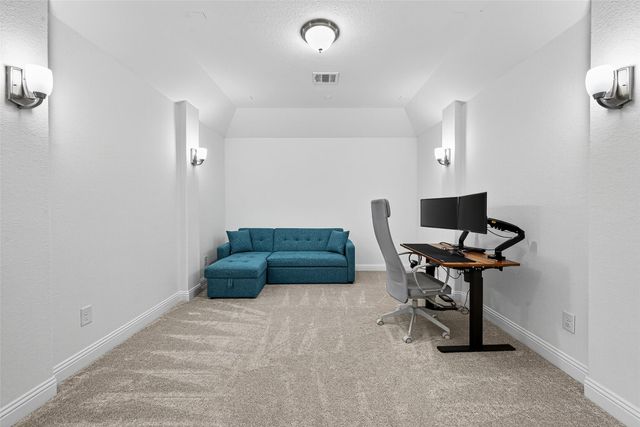 122 Lindenberry Circle, The Woodlands, TX 77389