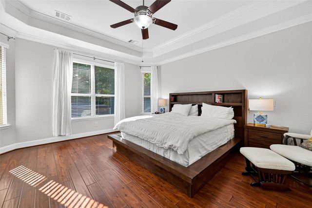 122 Lindenberry Circle, The Woodlands, TX 77389