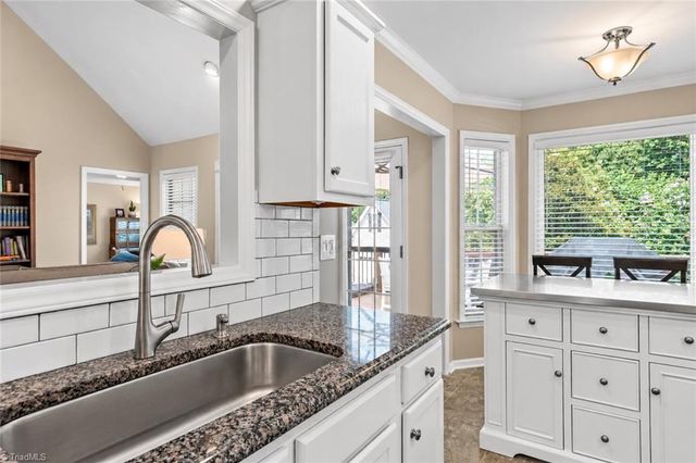 5201 Old Plantation Circle, Winston-salem, NC 27104