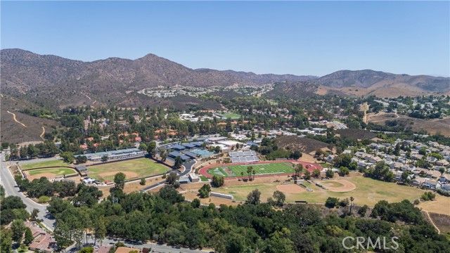 583 Calle De Las Ovejas, Oak Park, CA 91377