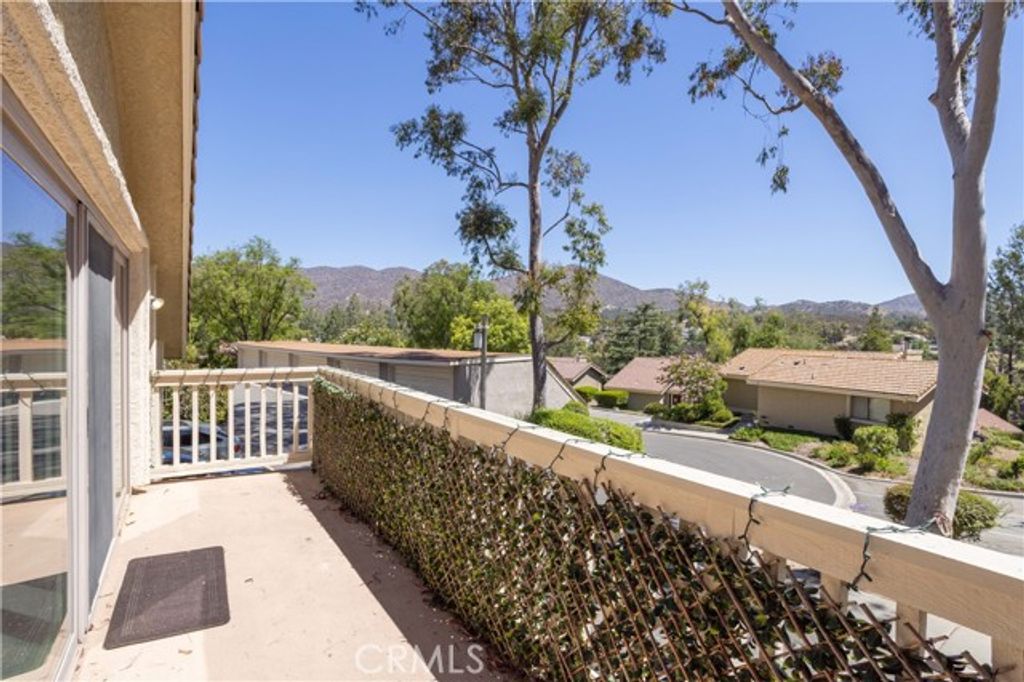 583 Calle De Las Ovejas, Oak Park, CA 91377