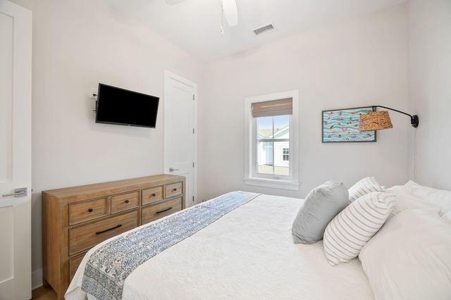 108 E Hudson Avenue C, Folly Beach, SC 29439