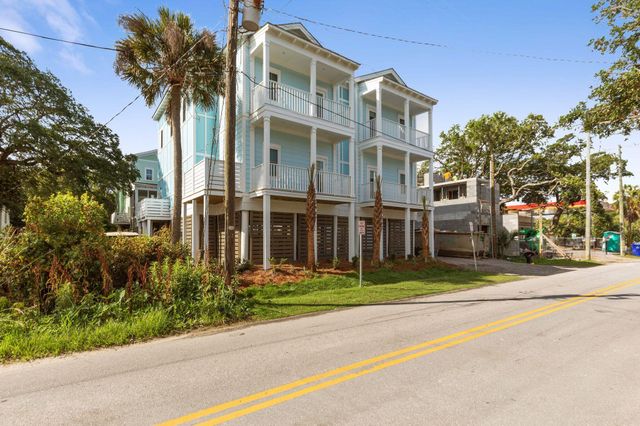 108 E Hudson Avenue C, Folly Beach, SC 29439