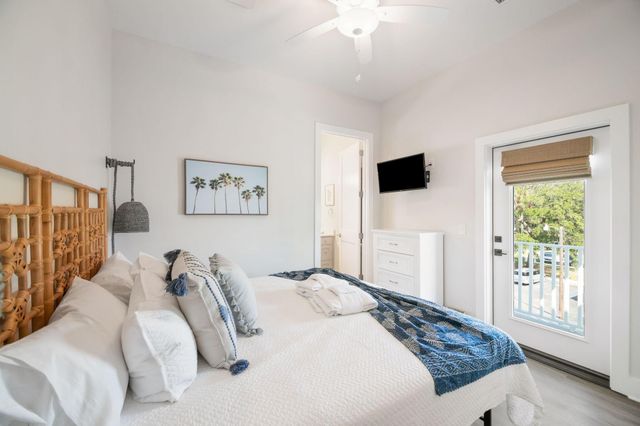 108 E Hudson Avenue C, Folly Beach, SC 29439