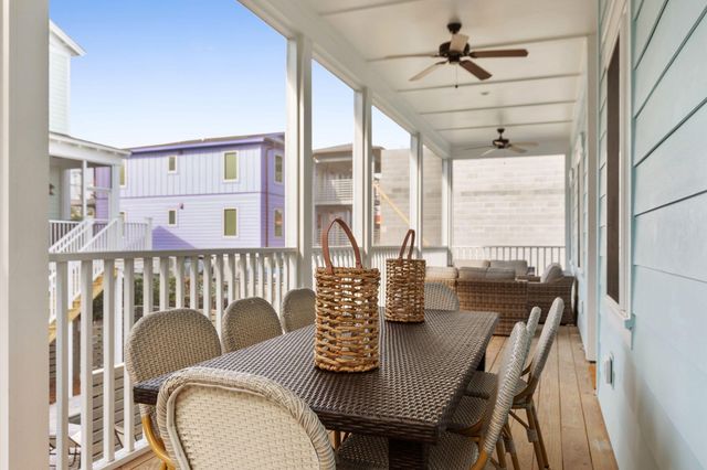 108 E Hudson Avenue C, Folly Beach, SC 29439