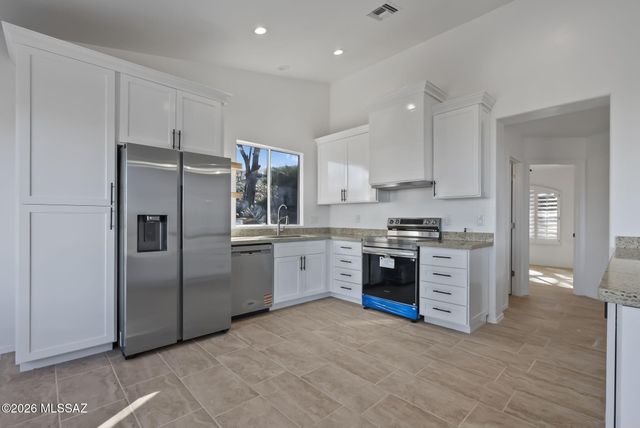 28 Kents Avenue, Rio Rico, AZ 85648