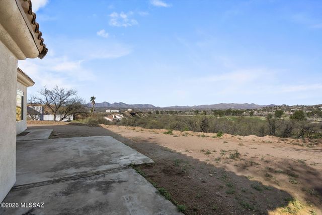 28 Kents Avenue, Rio Rico, AZ 85648
