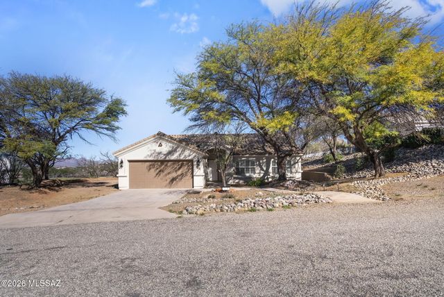 28 Kents Avenue, Rio Rico, AZ 85648