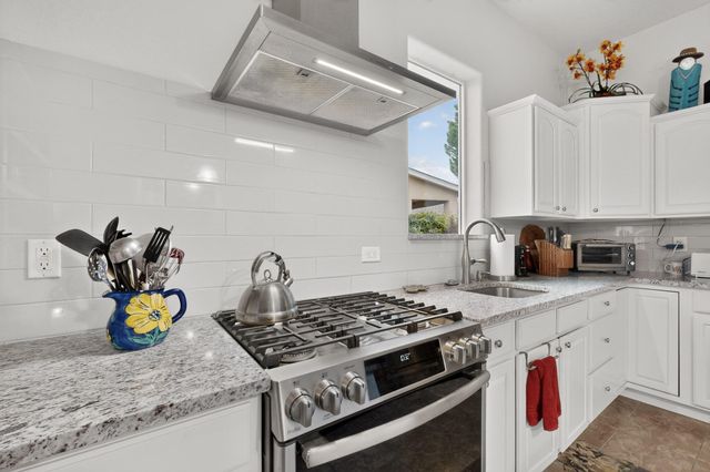 10480 Calle Acanta Boulevard NW, Albuquerque, NM 87114