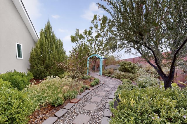 10480 Calle Acanta Boulevard NW, Albuquerque, NM 87114