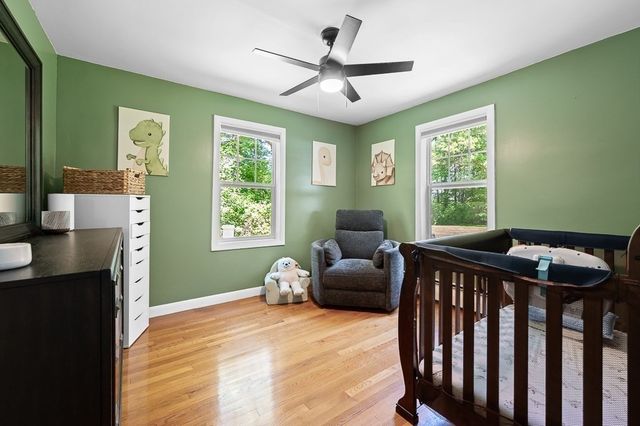 29 Carr St, Sutton, MA 01590