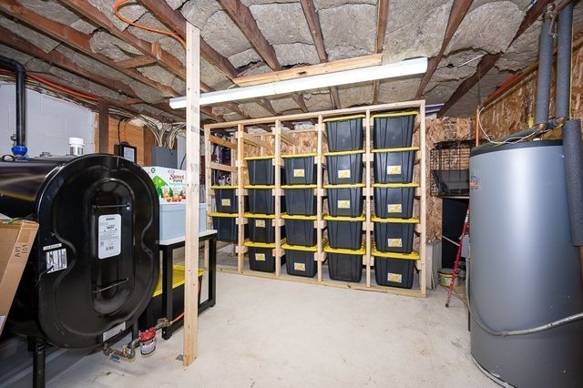 29 Carr St, Sutton, MA 01590
