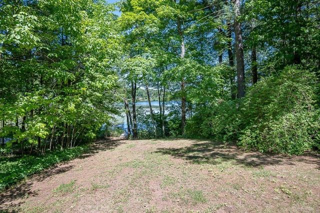 29 Carr St, Sutton, MA 01590