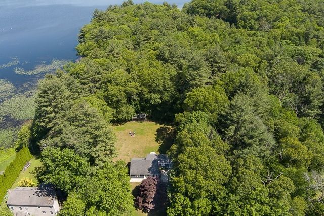 29 Carr St, Sutton, MA 01590