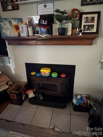 57 Argyle Lane, Asheville, NC 28806