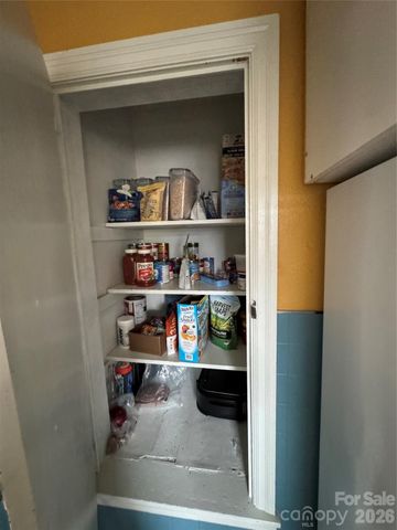 57 Argyle Lane, Asheville, NC 28806