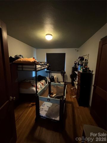 57 Argyle Lane, Asheville, NC 28806