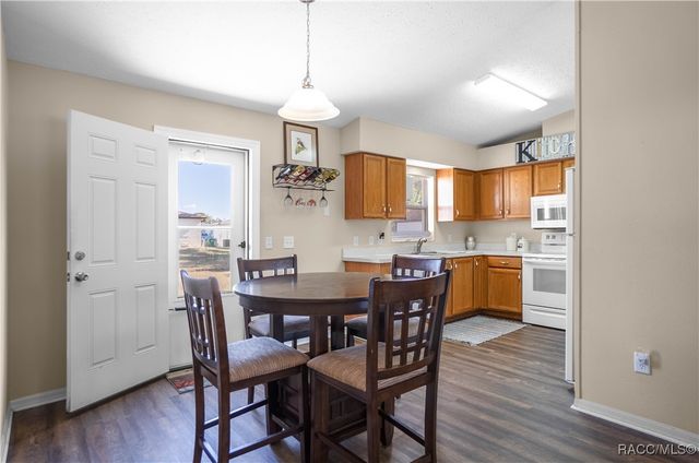 3803 S Flamingo Terrace, Homosassa, FL 34448