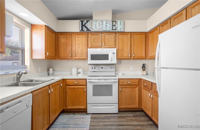 3803 S Flamingo Terrace, Homosassa, FL 34448